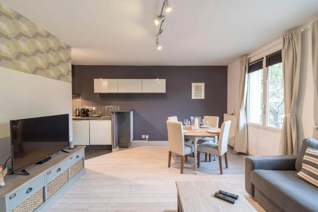 Les Deux Rives Apartment Rennes France